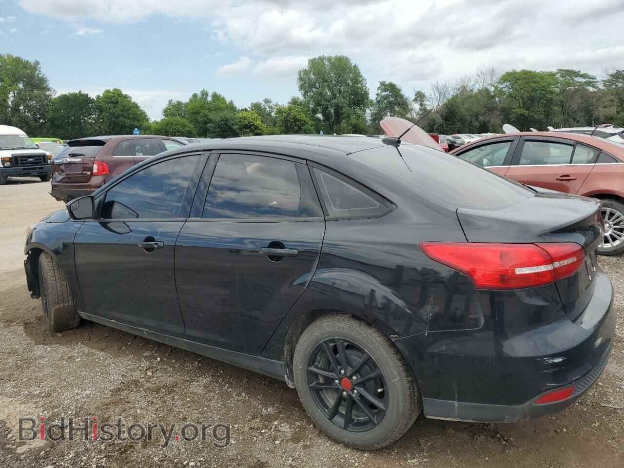 2017 FORD FOCUS - VIN: 1FADP3F26HL317837 - Фото 2