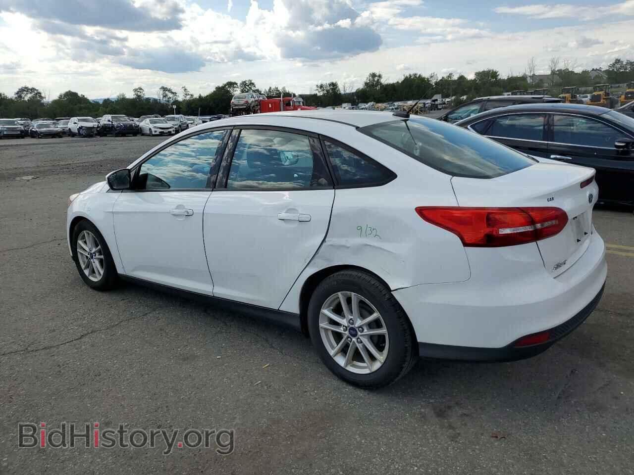 2016 FORD FOCUS - VIN: 1FADP3F2XGL264204 - Фото 2