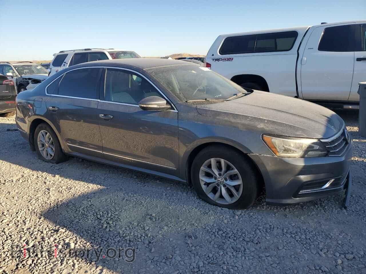 2017 VOLKSWAGEN PASSAT - VIN: 1VWAT7A32HC068594 - Фото 4