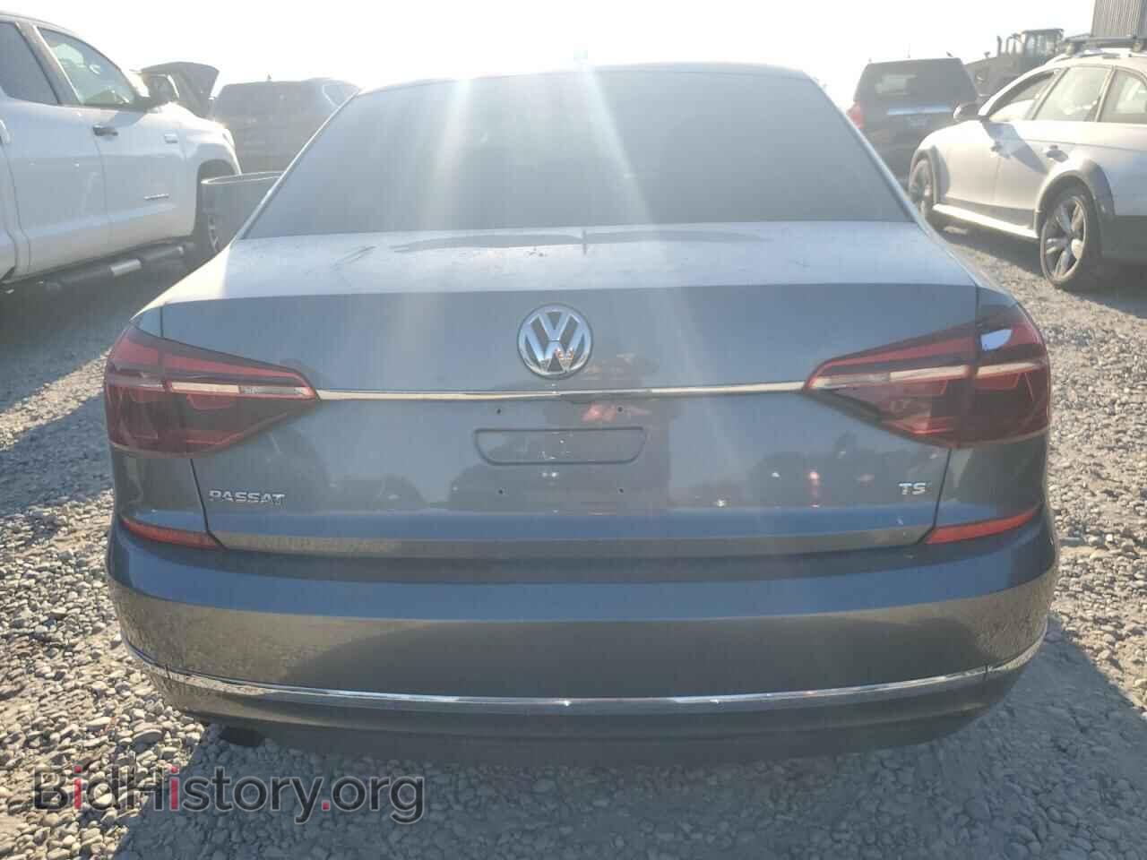 2017 VOLKSWAGEN PASSAT - VIN: 1VWAT7A32HC068594 - Фото 6