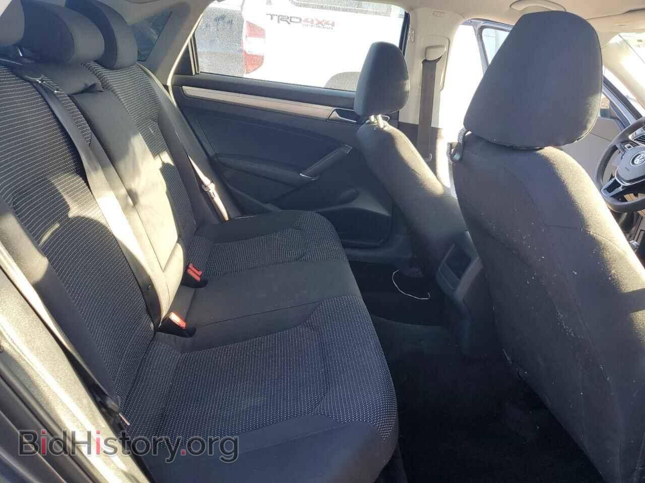 2017 VOLKSWAGEN PASSAT - VIN: 1VWAT7A32HC068594 - Фото 10