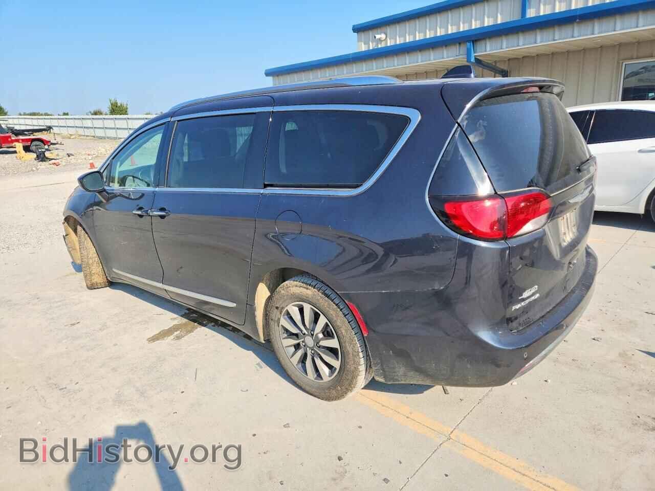 2020 CHRYSLER PACIFICA - VIN: 2C4RC1EG0LR126346 - Photo 2