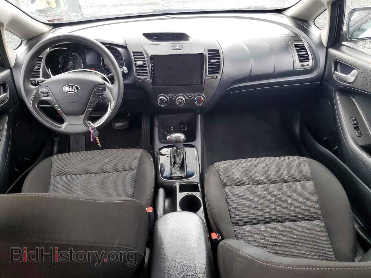 2017 KIA FORTE - VIN: 3KPFK4A76HE063372 - Фото 8