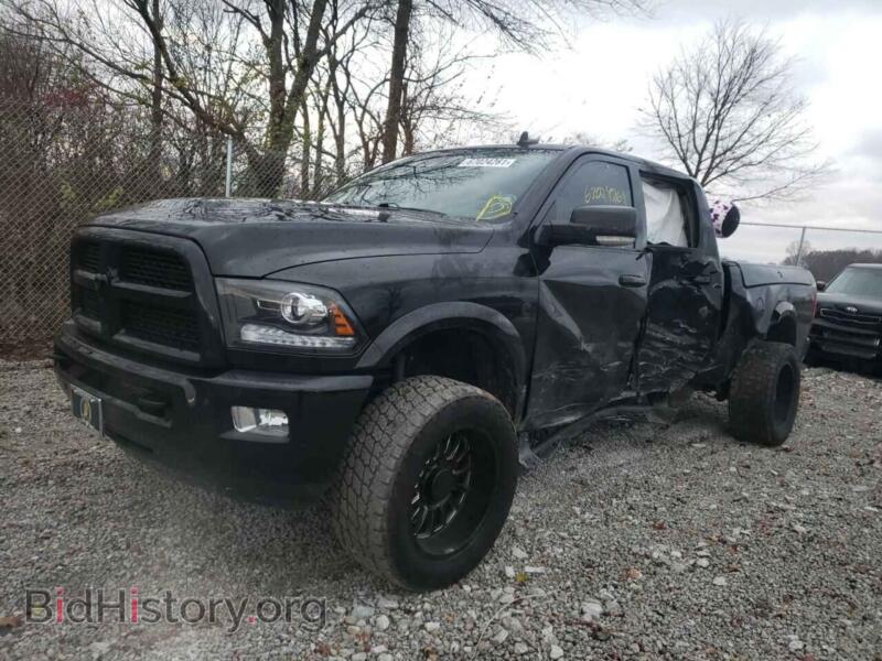 2017 RAM 2500 (VIN 3C6UR5FL3HG733535) — photo 2 of 10