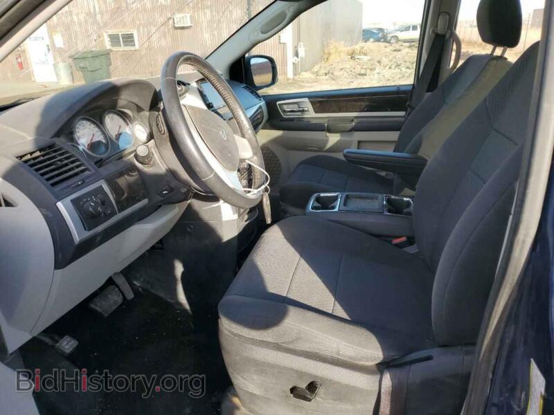2010 Dodge CARAVAN (VIN 2D4RN5DX2AR191802) — фото 7 из 13