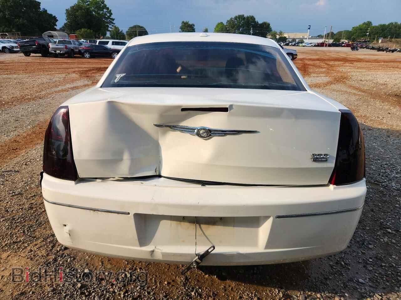2010 CHRYSLER 300 - VIN: 2C3CA1CV1AH284957 - Photo 6
