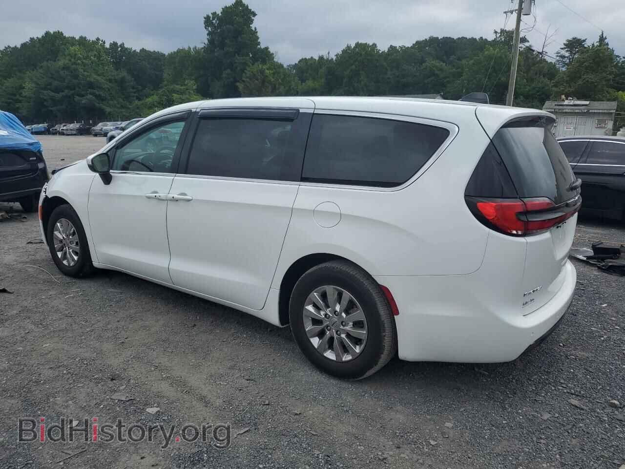 2023 CHRYSLER PACIFICA - VIN: 2C4RC1BG1PR625019 - Фото 2