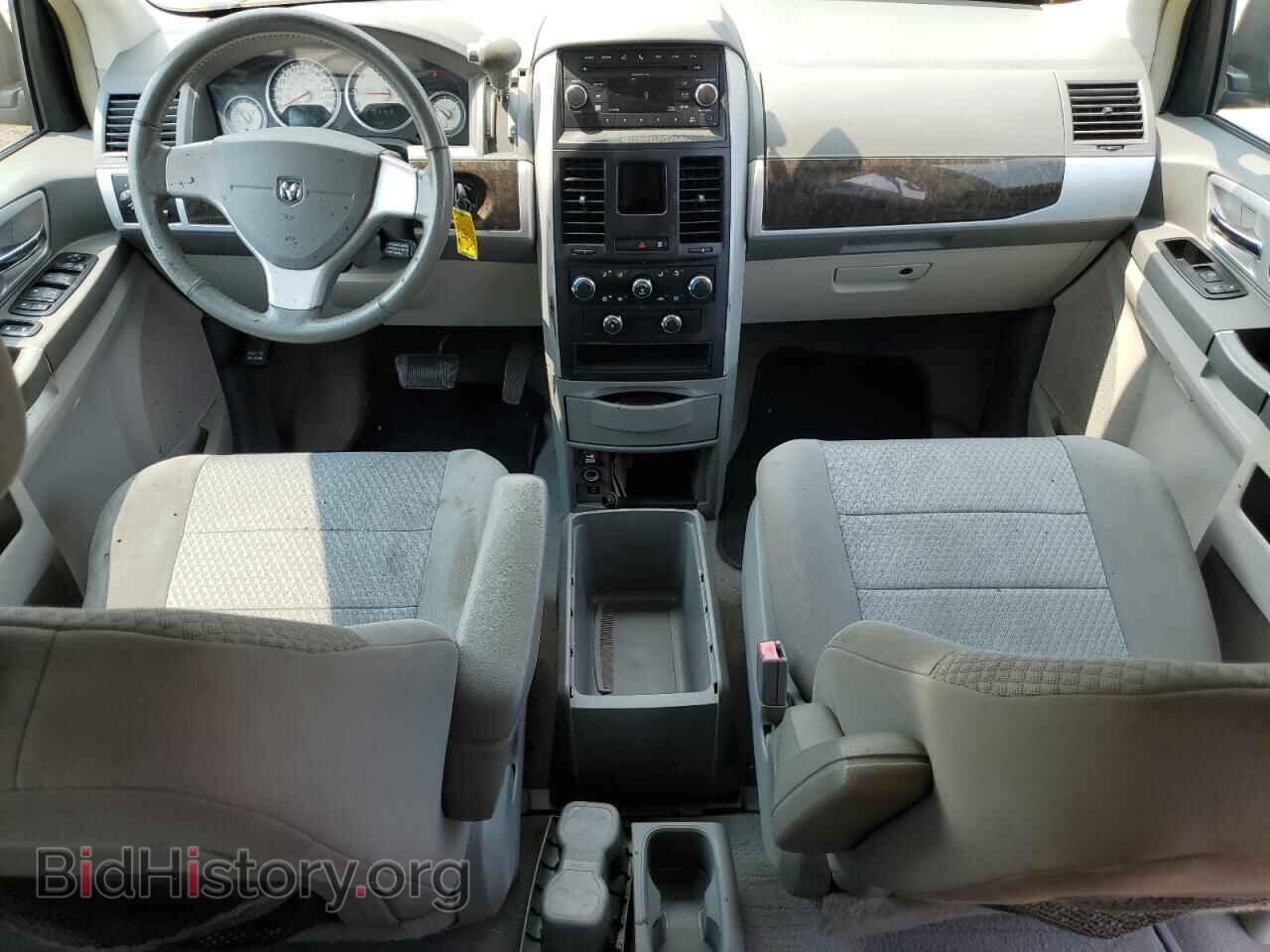 2010 DODGE CARAVAN - VIN: 2D4RN5D11AR269031 - Фото 8
