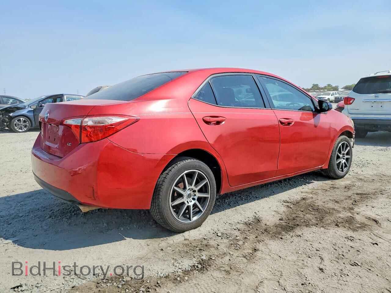 2017 TOYOTA COROLLA - VIN: 2T1BURHEXHC951213 - Фото 3