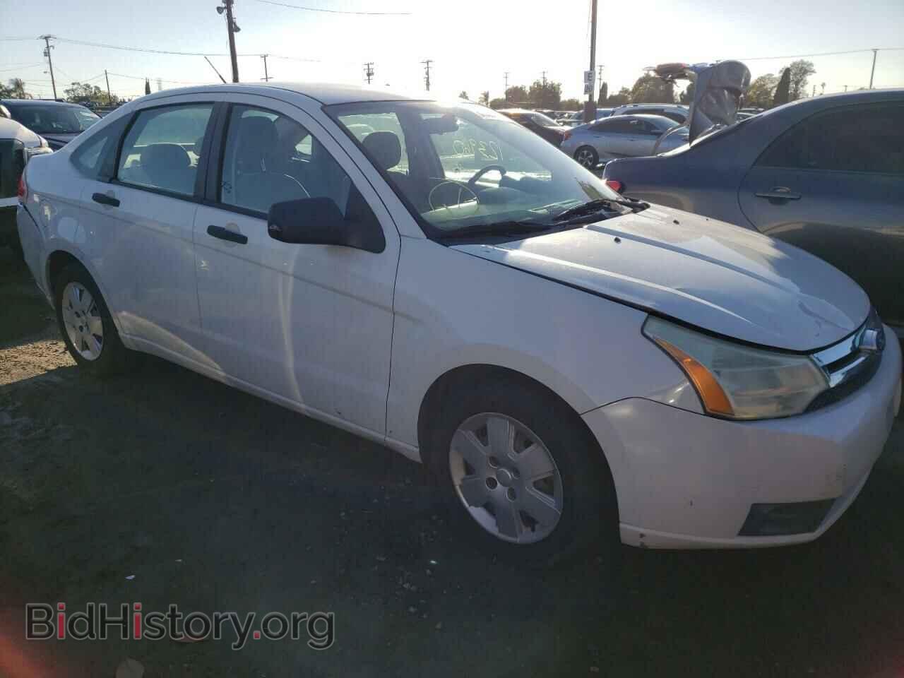 2011 FORD FOCUS - VIN: 1FAHP3EN5BW122394 - Photo 4