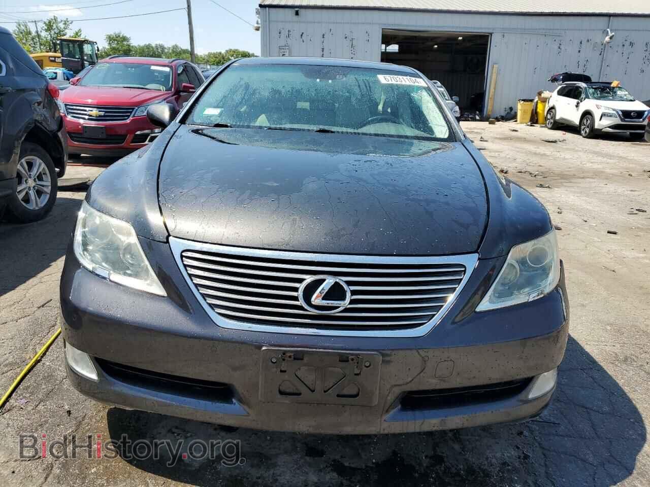 2009 LEXUS LS460 - VIN: JTHCL46F695003104 - Photo 5