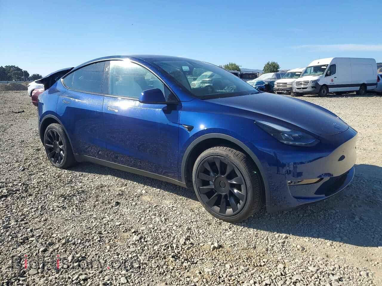 2024 TESLA MODEL Y - VIN: 7SAYGDEE5RF004377 - Photo 4