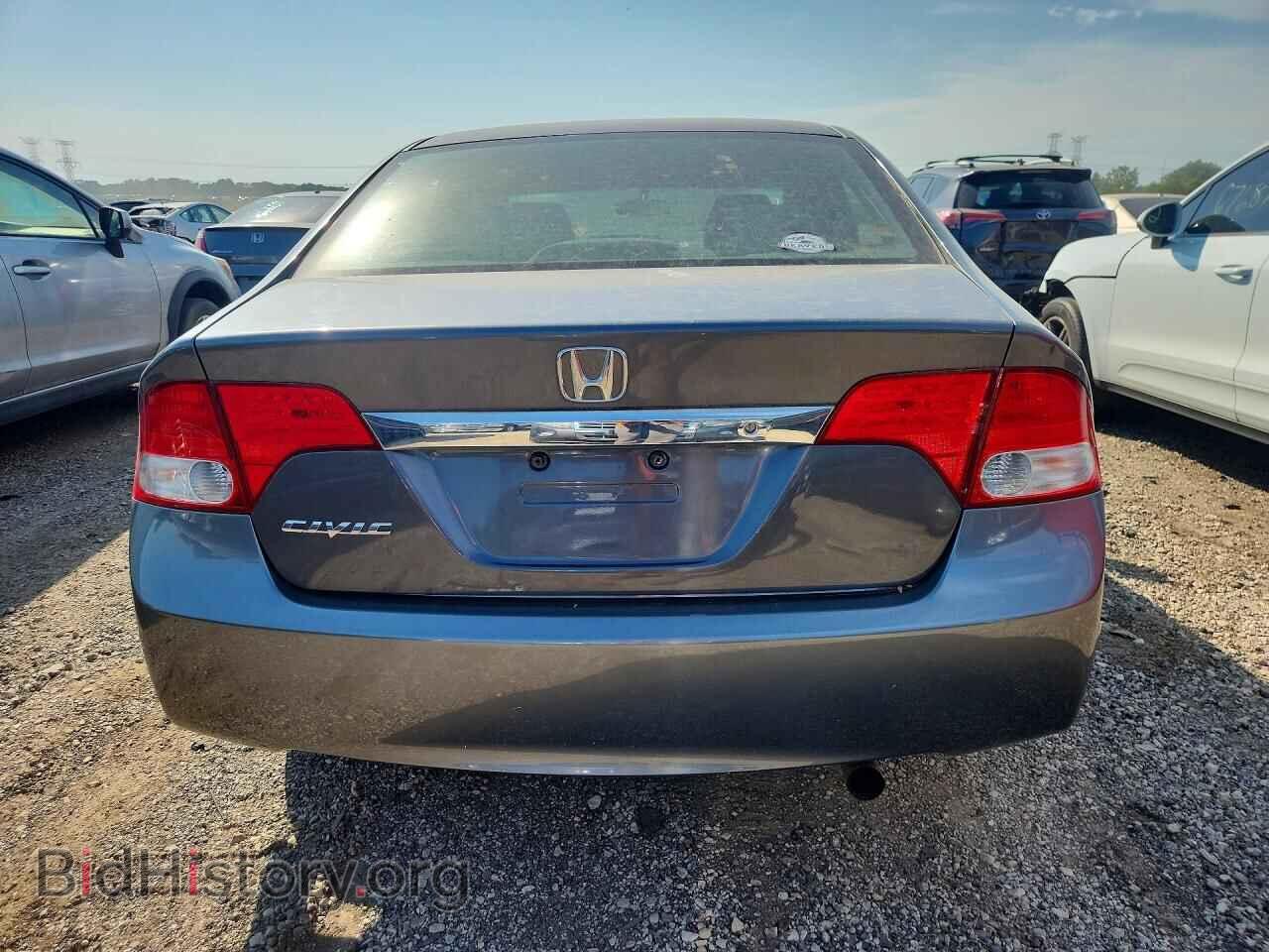 2010 HONDA CIVIC - VIN: 19XFA1F33AE040077 - Photo 6