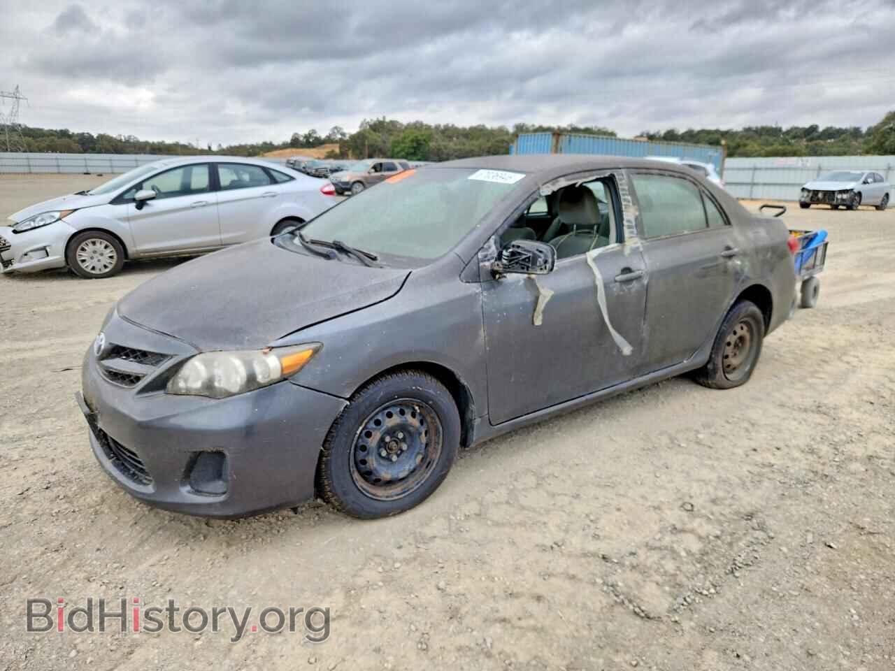 Photo 2T1BU4EE3BC546860 - TOYOTA COROLLA 2011