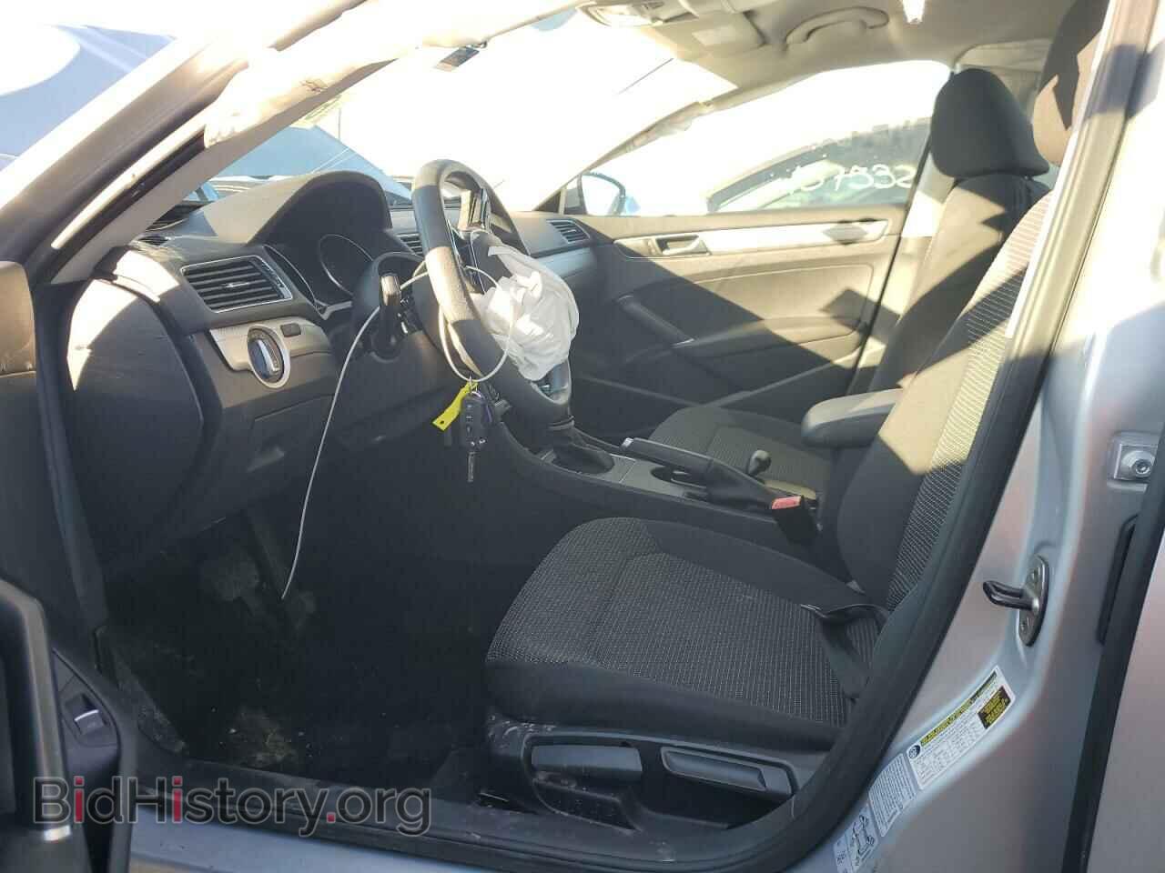 2017 VOLKSWAGEN PASSAT - VIN: 1VWAT7A38HC020131 - Фото 7