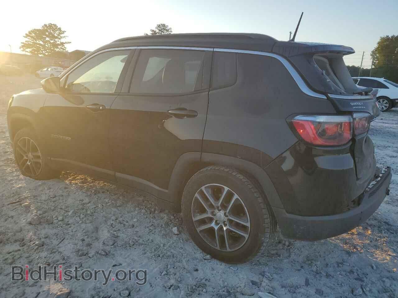 2018 JEEP COMPASS - VIN: 3C4NJCBB3JT461071 - Photo 2