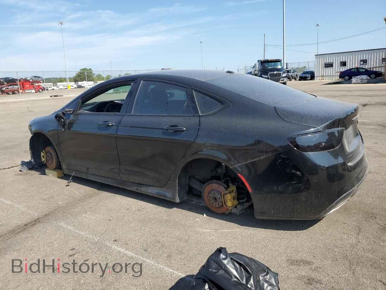 2015 CHRYSLER 200 - VIN: 1C3CCCBB3FN556517 - Фото 2