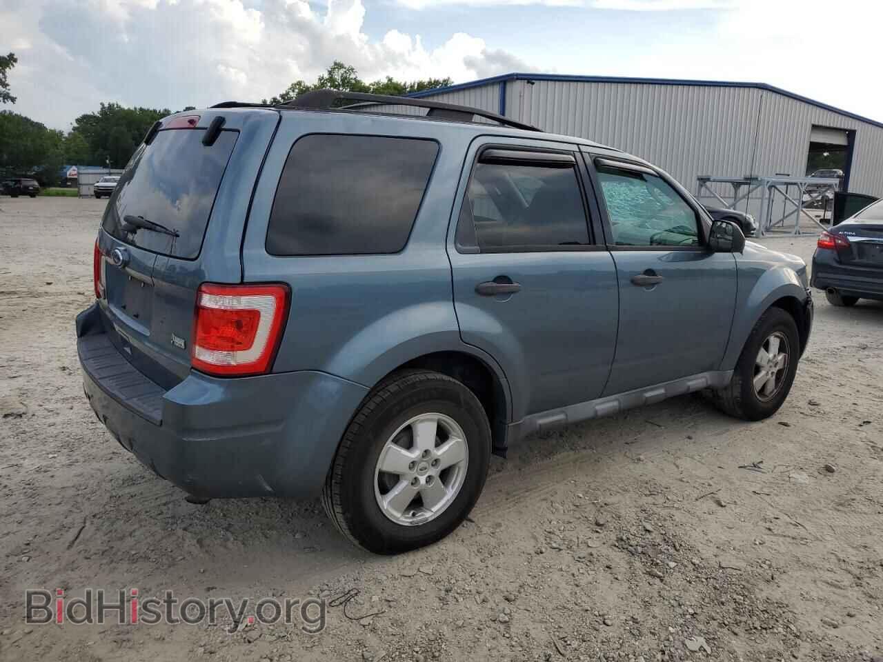 2011 FORD ESCAPE - VIN: 1FMCU0DG5BKC70563 - Фото 3
