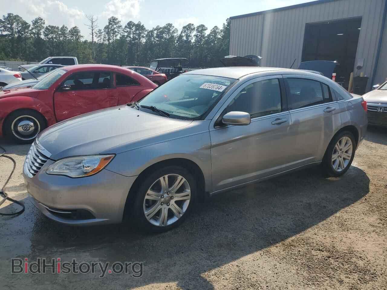 Фотография 1C3CCBBBXDN545683 - CHRYSLER 200 2013