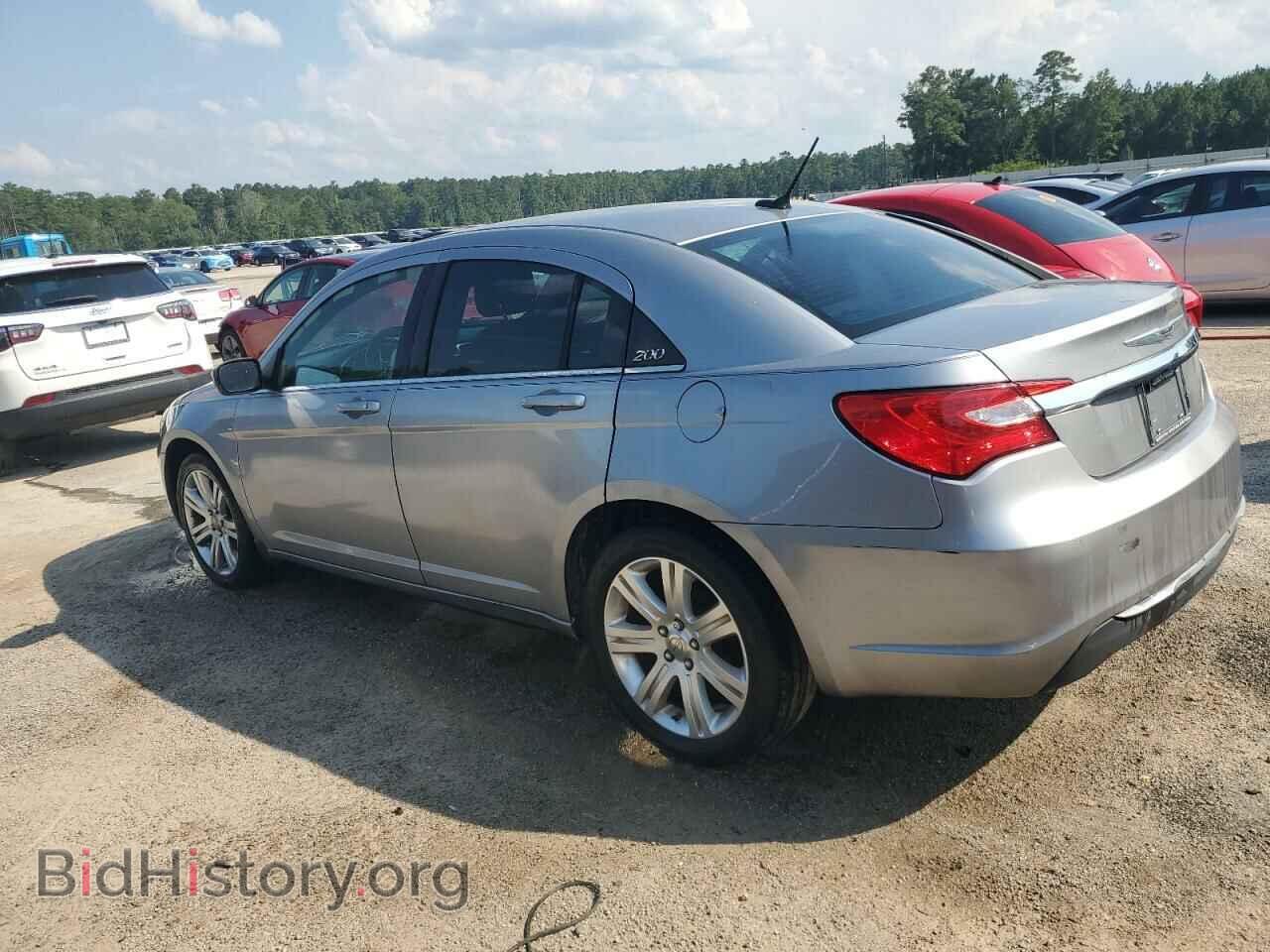 2013 CHRYSLER 200 - VIN: 1C3CCBBBXDN545683 - Фото 2