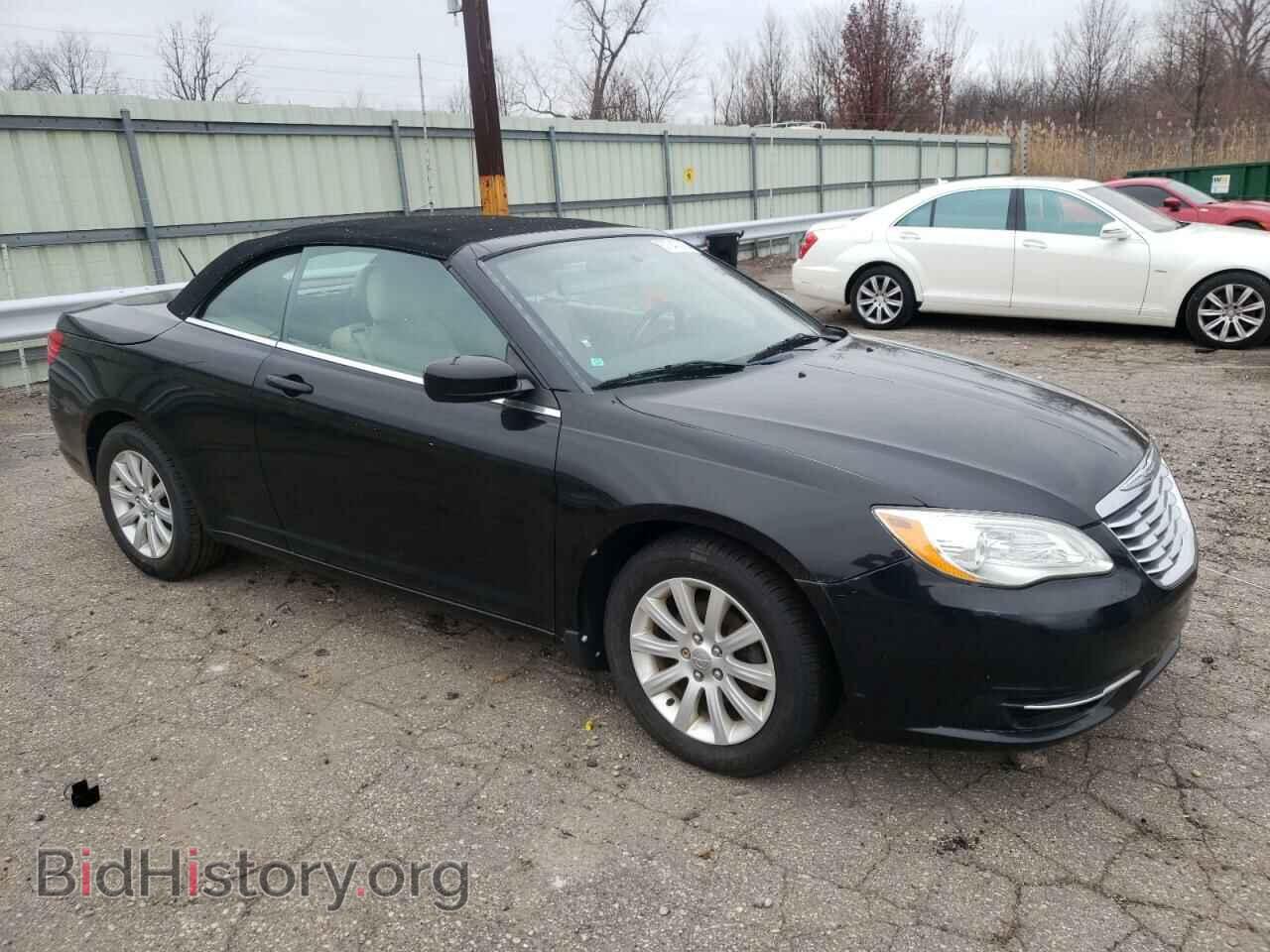 2011 CHRYSLER 200 - VIN: 1C3BC2EB9BN586164 - Фото 4