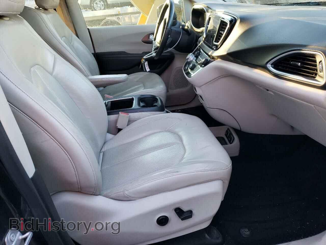 2017 CHRYSLER PACIFICA - VIN: 2C4RC1EG6HR839825 - Photo 5