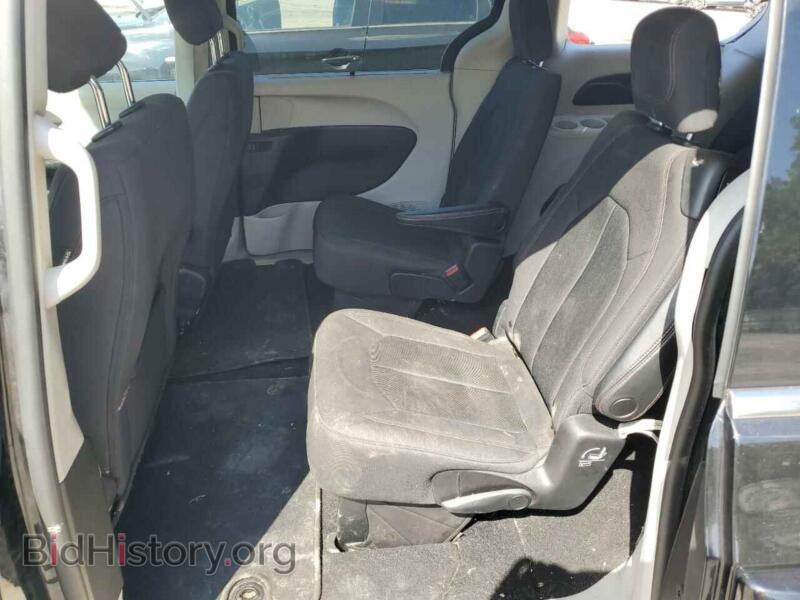 2019 Chrysler PACIFICA (VIN 2C4RC1FG4KR741317) — фото 11 из 13