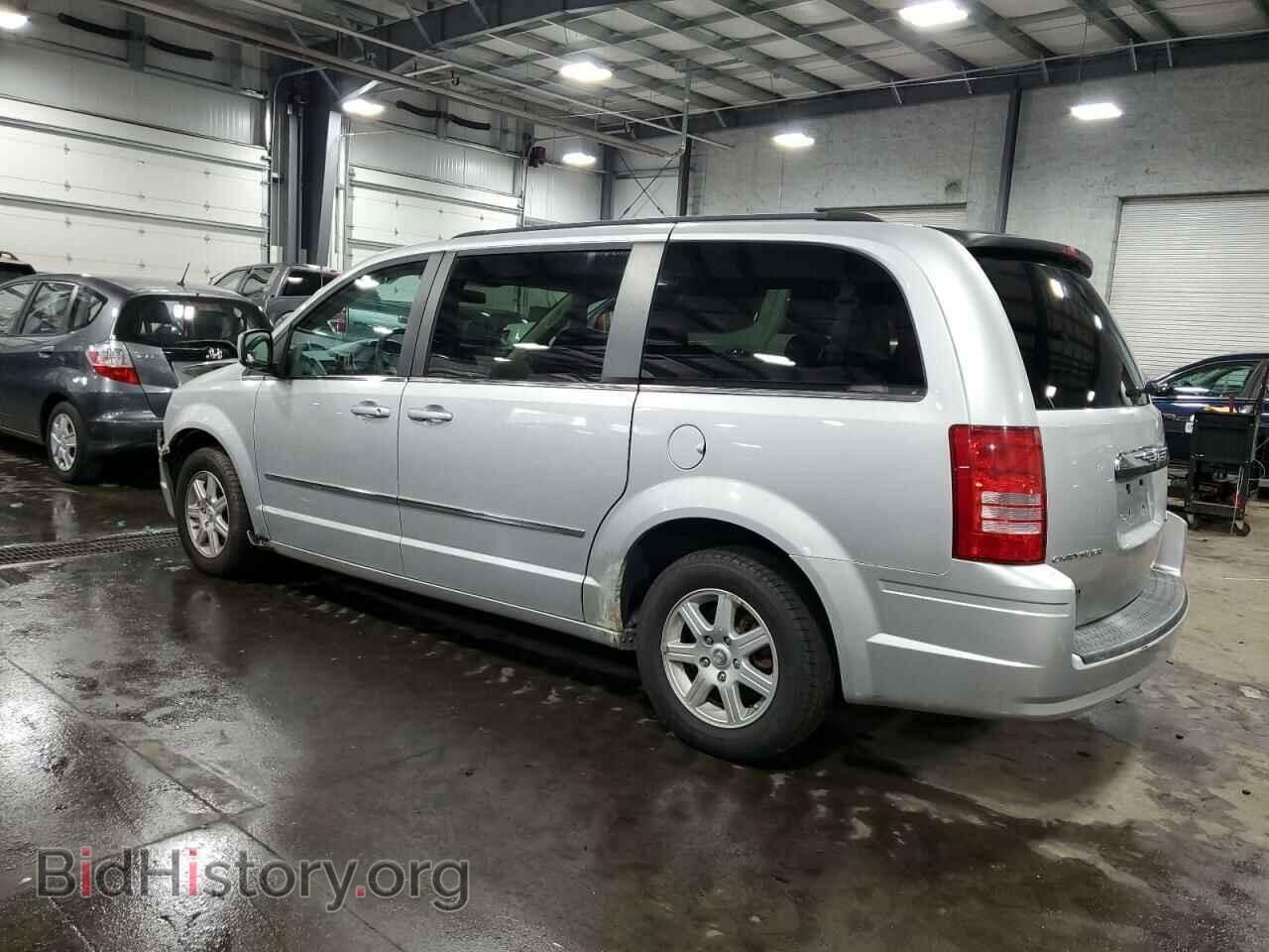 2010 CHRYSLER MINIVAN - VIN: 2A4RR5D14AR304687 - Photo 2