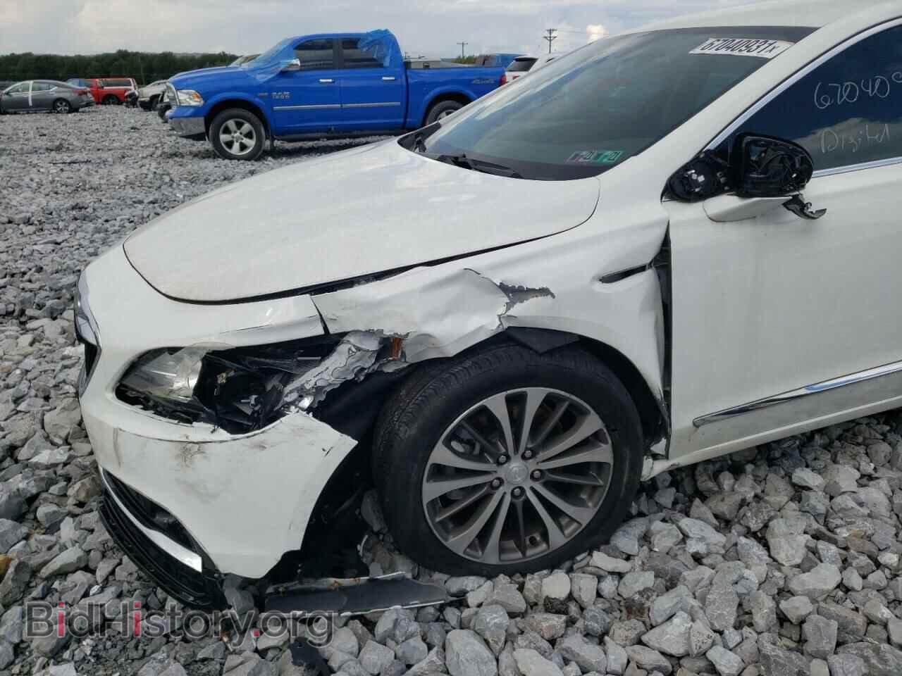 2017 BUICK LACROSSE - VIN: 1G4ZP5SS5HU170675 - Фото 9