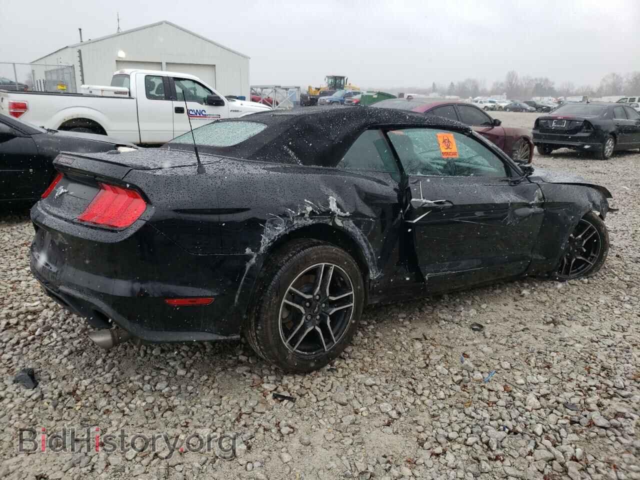2018 FORD MUSTANG - VIN: 1FATP8UH0J5111424 - Фото 3