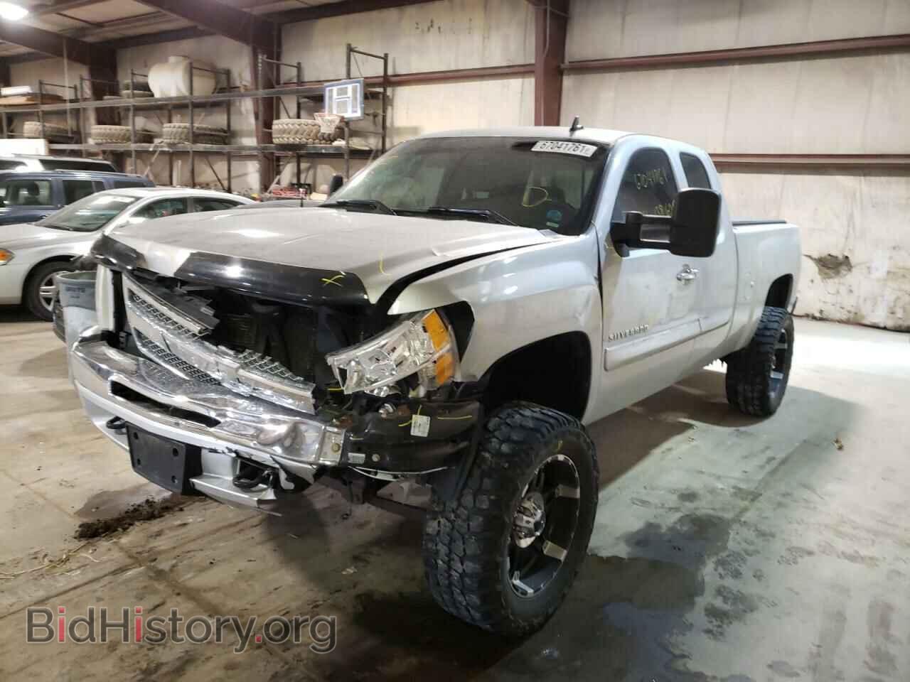 2013 CHEVROLET SILVERADO - VIN: 1GCRKSE75DZ263346 - Фото 2