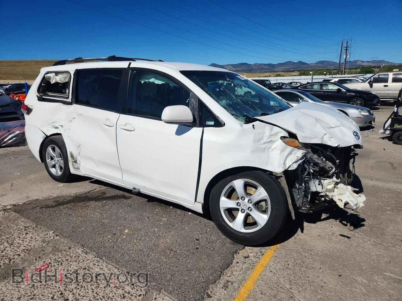 2011 TOYOTA SIENNA - VIN: 5TDKK3DC9BS070847 - Фото 4