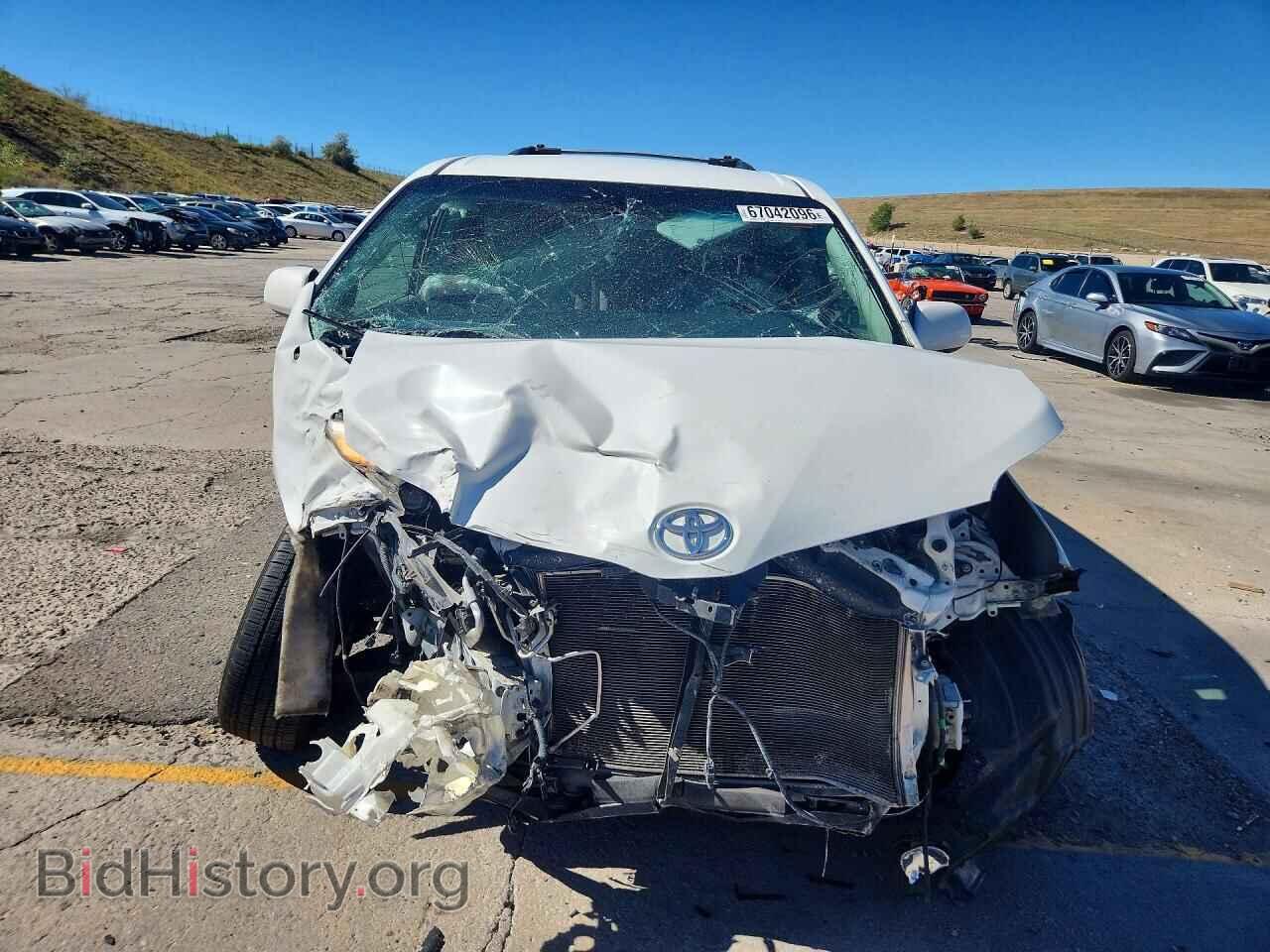 2011 TOYOTA SIENNA - VIN: 5TDKK3DC9BS070847 - Фото 5