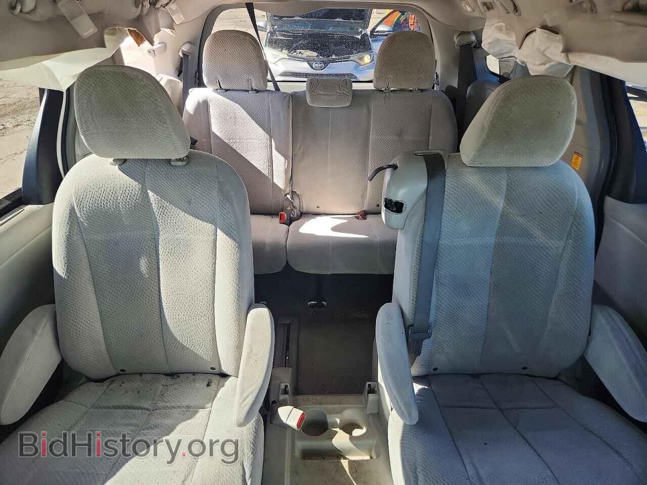 2011 TOYOTA SIENNA - VIN: 5TDKK3DC9BS070847 - Фото 10