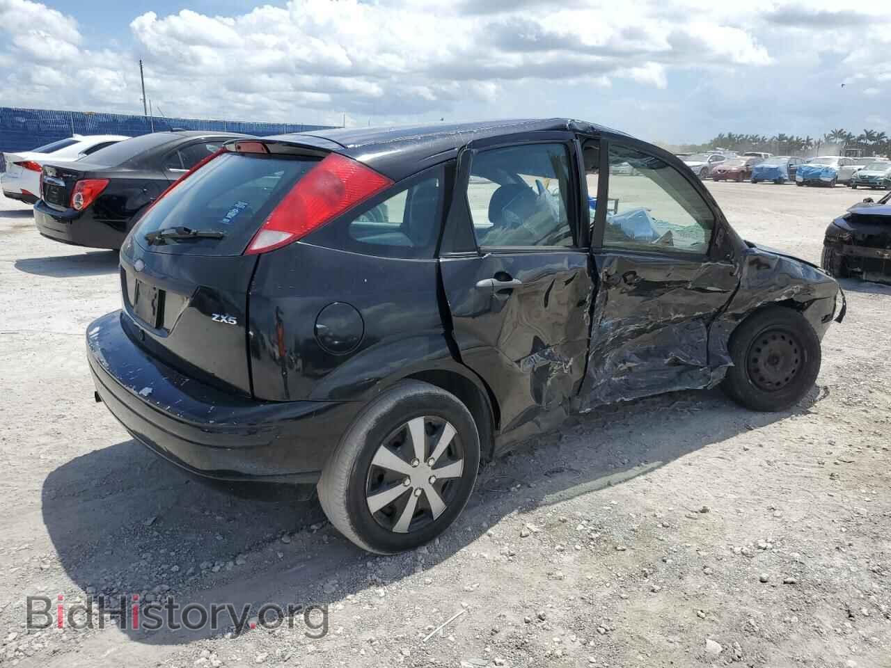 2005 FORD FOCUS - VIN: 3FAFP37N45R157018 - Фото 3