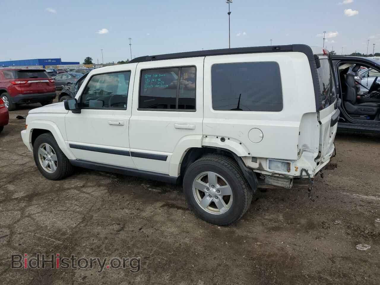 2008 JEEP COMMANDER - VIN: 1J8HG48KX8C129720 - Фото 2