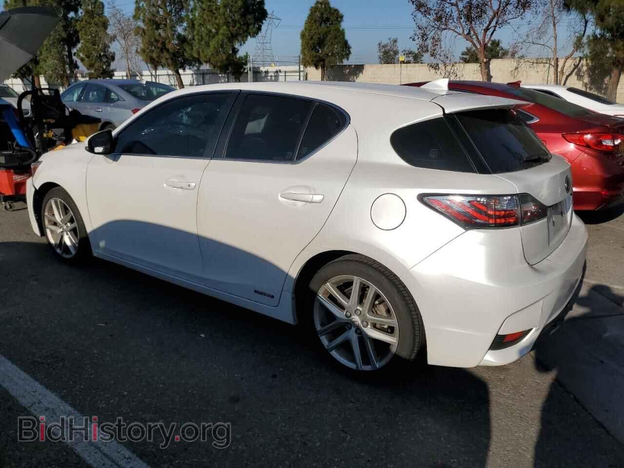 2017 LEXUS CT 200 - VIN: JTHKD5BHXH2282076 - Фото 2