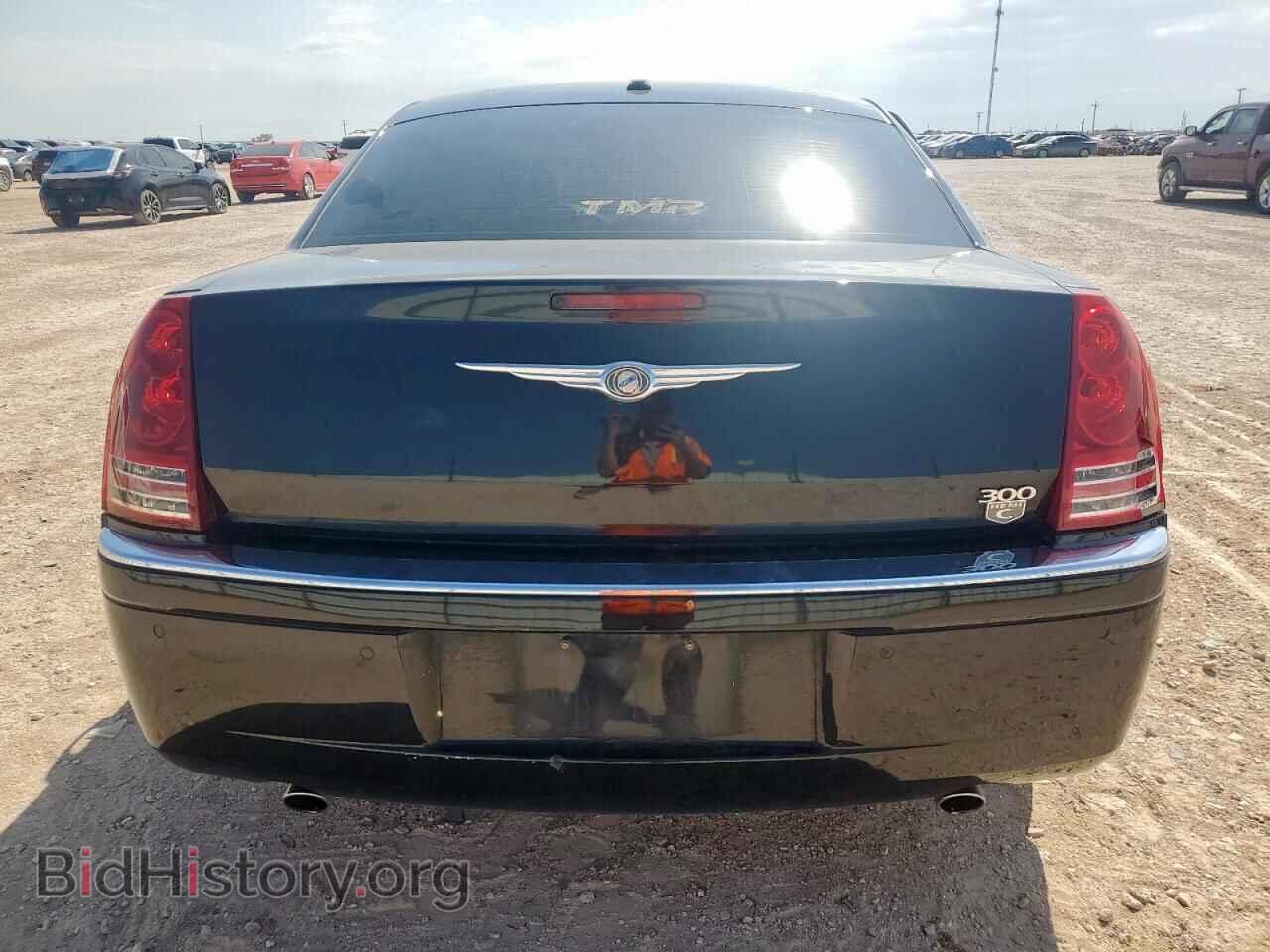 2010 CHRYSLER 300 - VIN: 2C3CA6CT3AH153427 - Фото 6