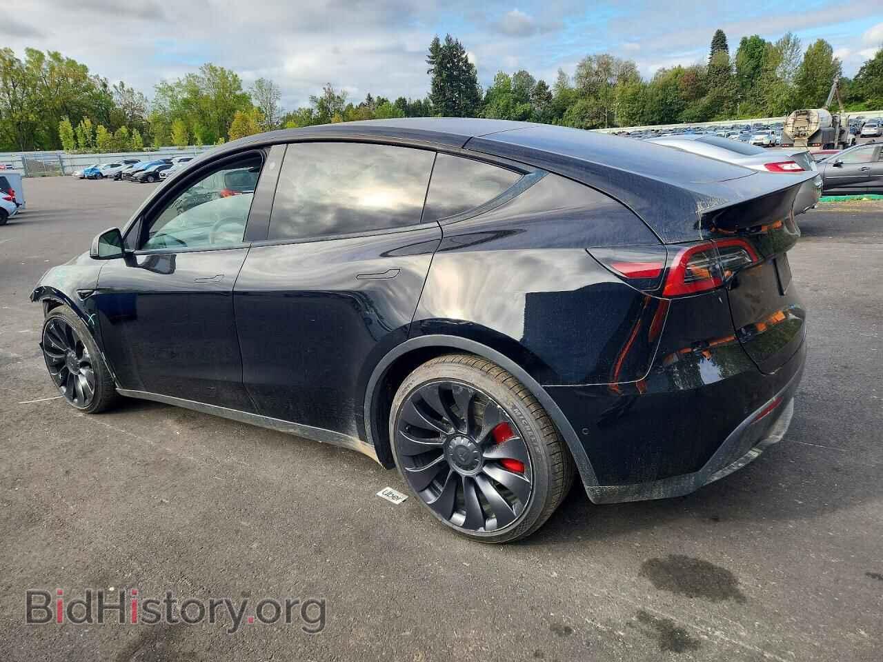 2022 TESLA MODEL Y - VIN: 7SAYGDEF2NF346985 - Фото 2