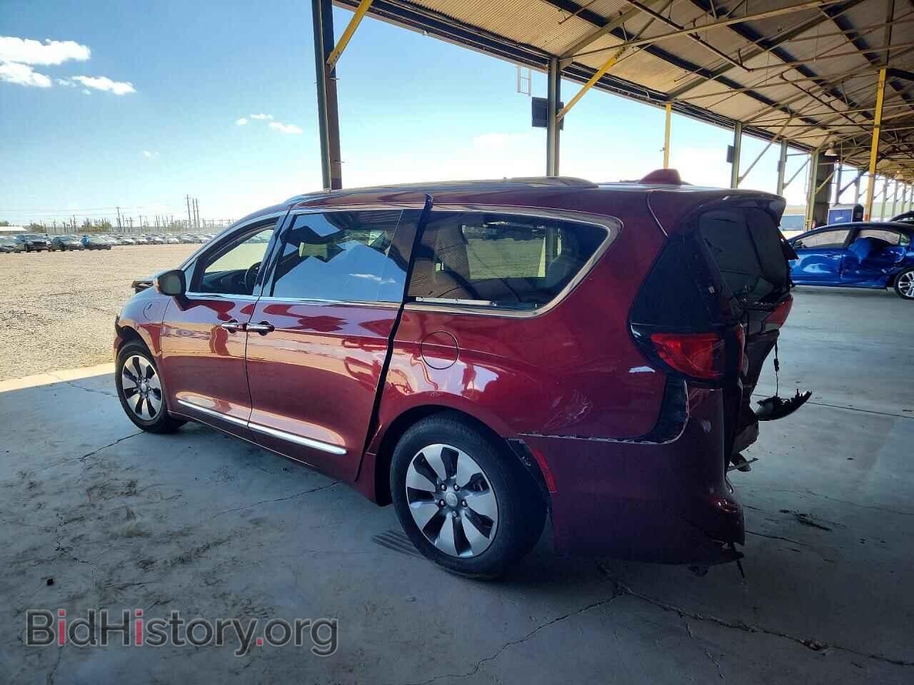 2018 CHRYSLER PACIFICA - VIN: 2C4RC1N77JR183415 - Фото 2
