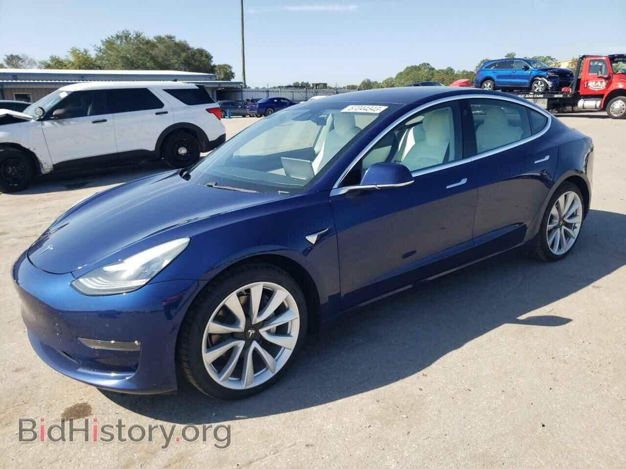 Фотография 5YJ3E1EB6JF147828 - TESLA MODEL 3 2018