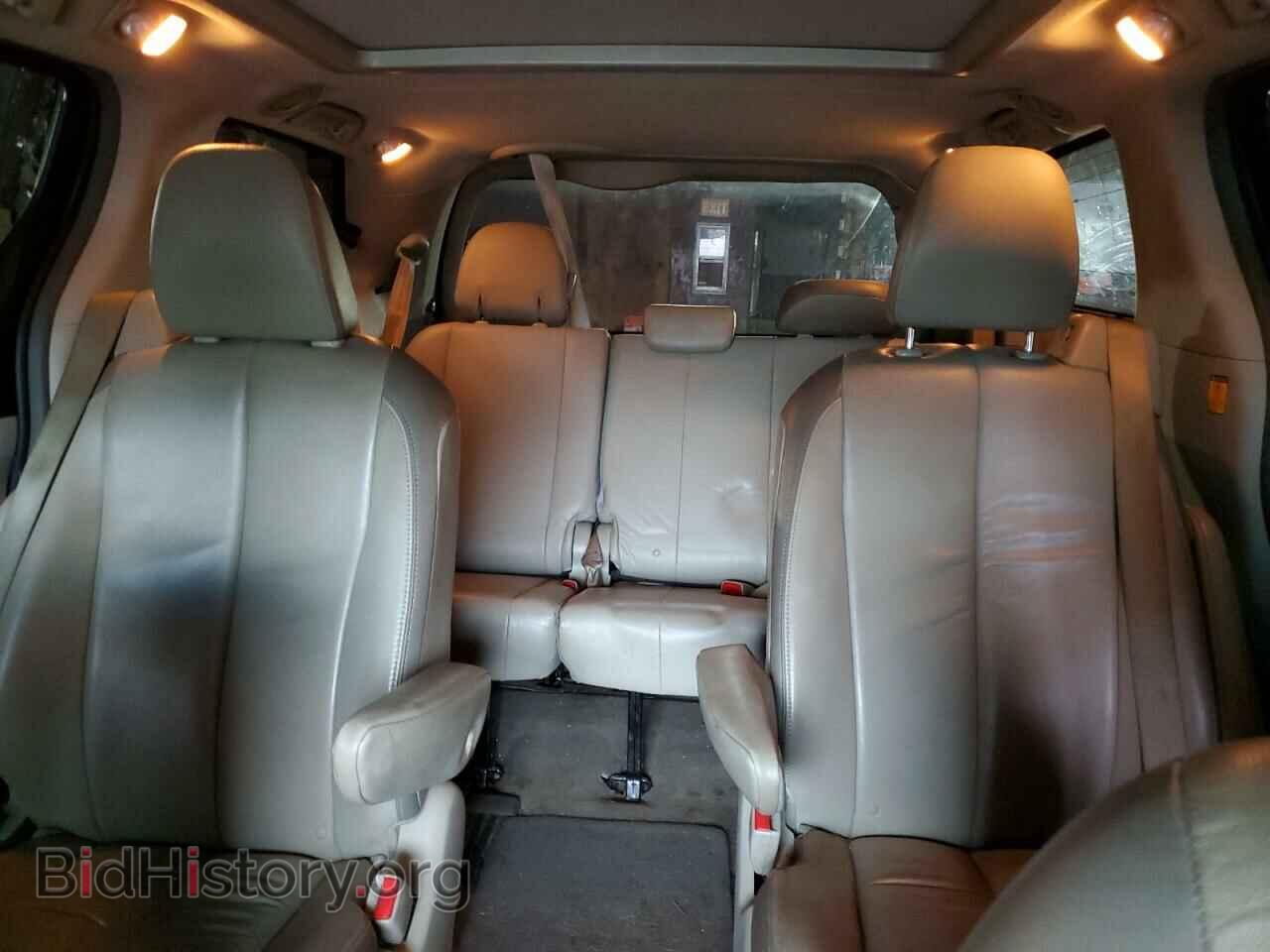 2012 TOYOTA All Models - VIN: 5TDDK3DC0CS045944 - Фото 10