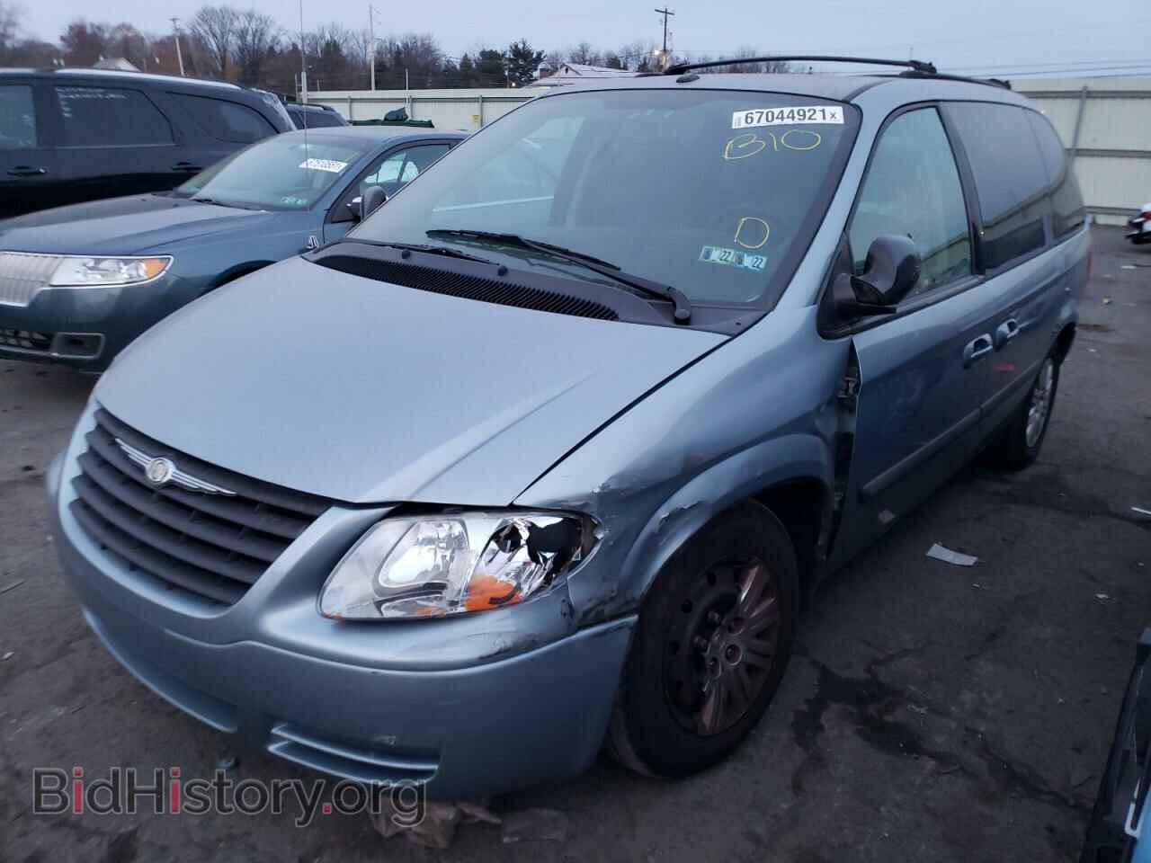 2006 CHRYSLER MINIVAN - VIN: 1A4GP45RX6B730210 - Фото 2