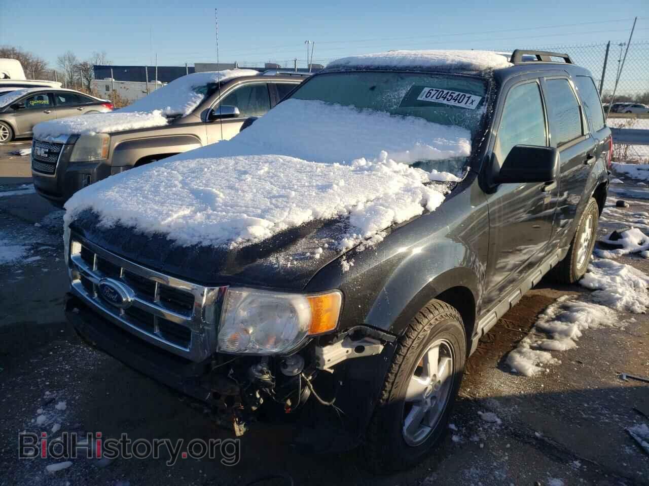 2011 FORD ESCAPE - VIN: 1FMCU0D77BKB45399 - Фото 2