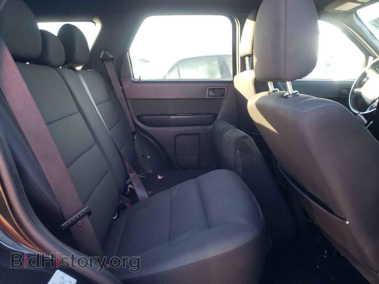 2011 FORD ESCAPE - VIN: 1FMCU0D77BKB45399 - Фото 6