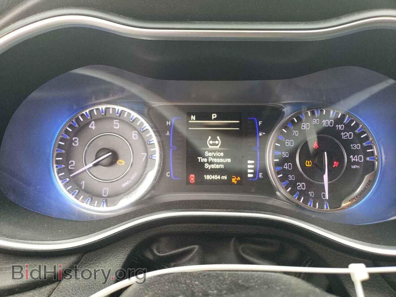 2016 CHRYSLER 200 - VIN: 1C3CCCAB8GN175782 - Фото 9
