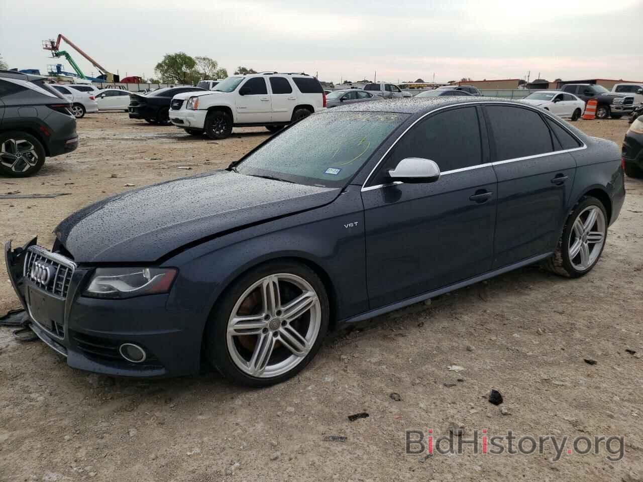 Photo WAUBGAFL0BA046983 - AUDI S4/RS4 2011