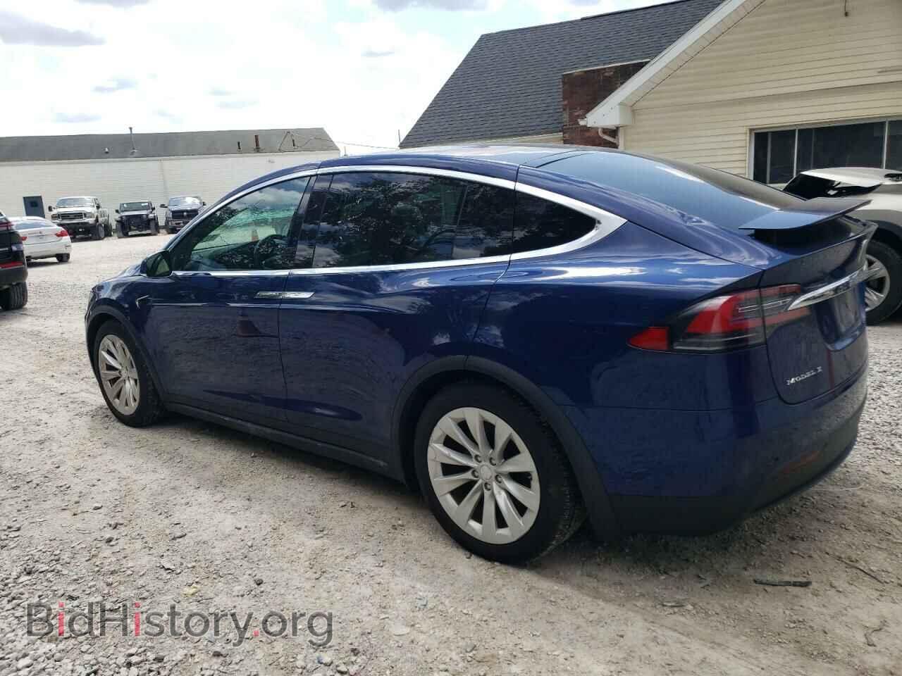 2017 TESLA MODEL X - VIN: 5YJXCBE21HF050303 - Photo 2