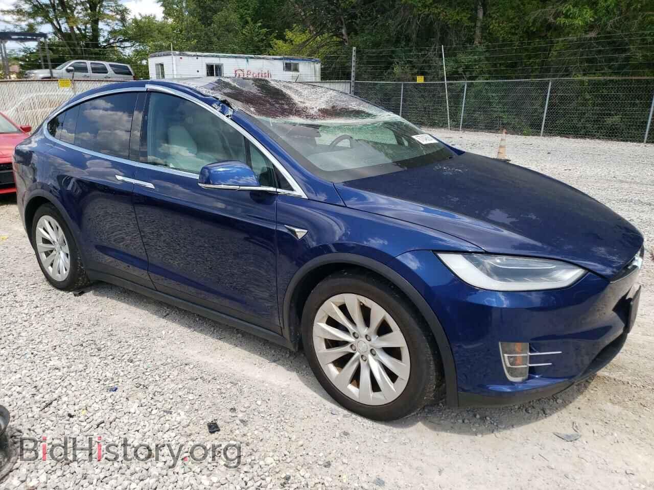 2017 TESLA MODEL X - VIN: 5YJXCBE21HF050303 - Photo 4