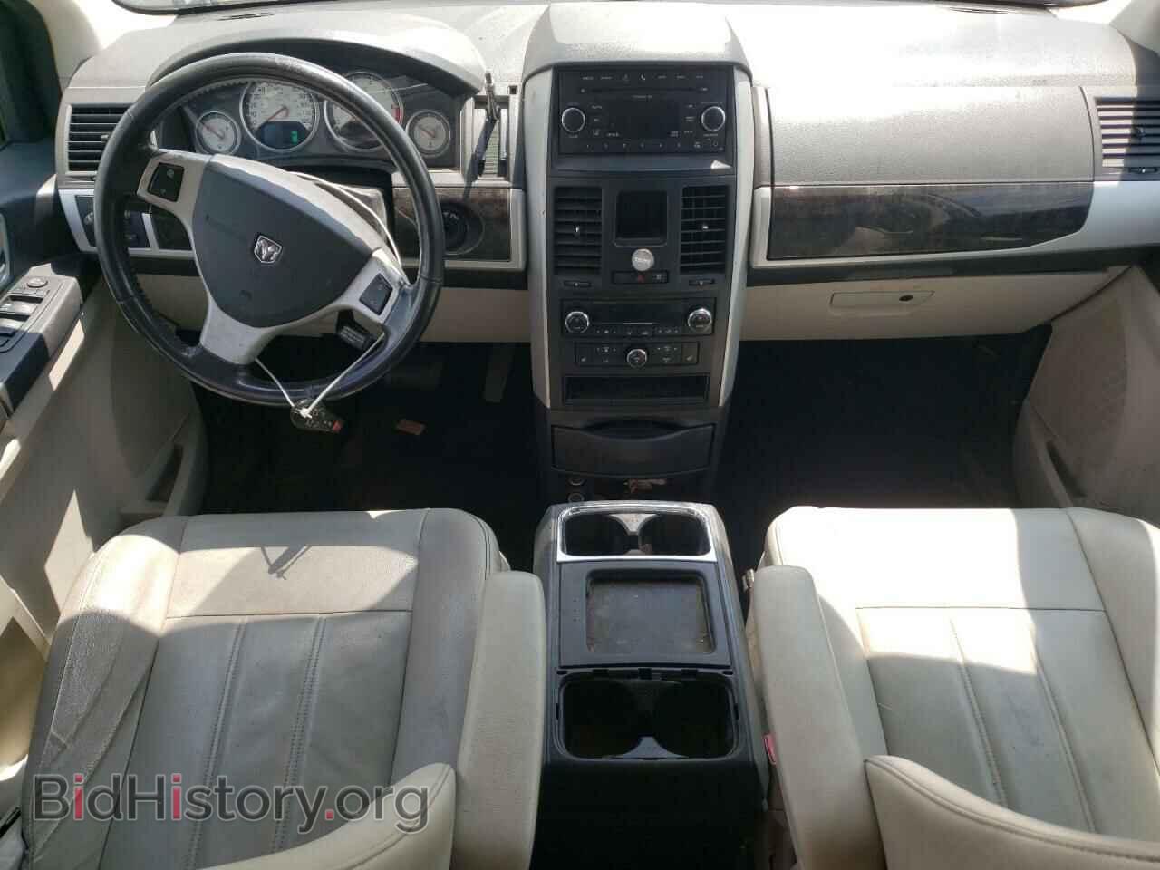 2010 DODGE CARAVAN - VIN: 2D4RN5DX2AR360703 - Фото 8
